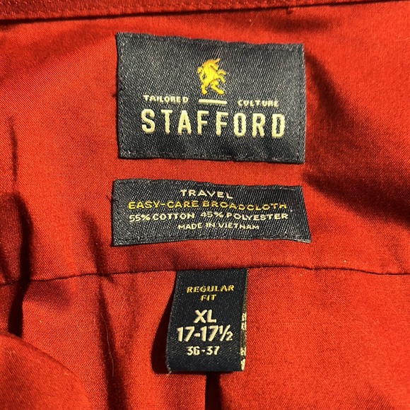Stafford dark red dress shirt - Picture 2 of 2